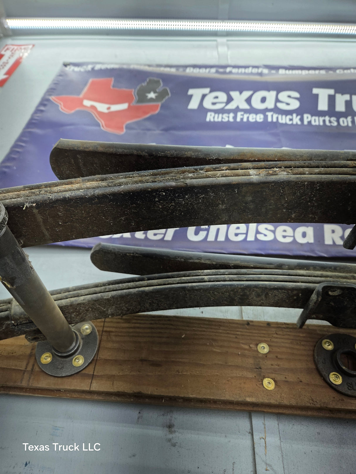 2002-2008 Dodge Ram 1500 Rear Leaf Springs 52113120AD - Pair