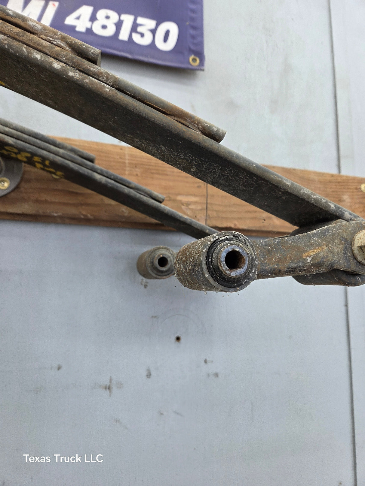 2002-2008 Dodge Ram 1500 Rear Leaf Springs 52113120AD - Pair