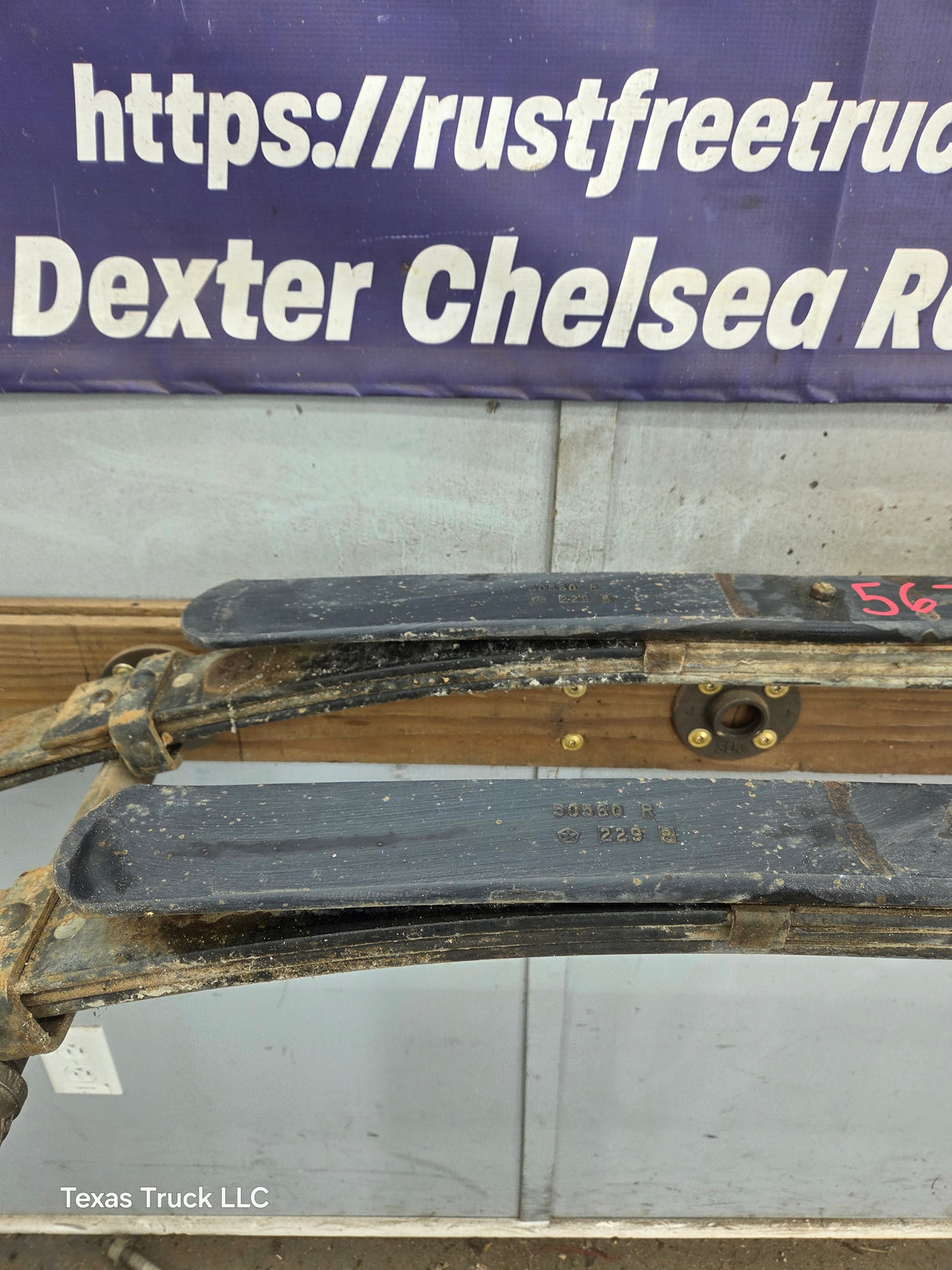 1994-2001 2nd Gen Dodge Ram 1500 Rear Leaf Springs 52106291 AD - Pair