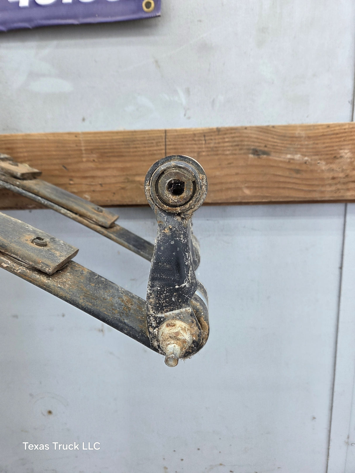 1994-2001 2nd Gen Dodge Ram 1500 Rear Leaf Springs 52106291 AD - Pair