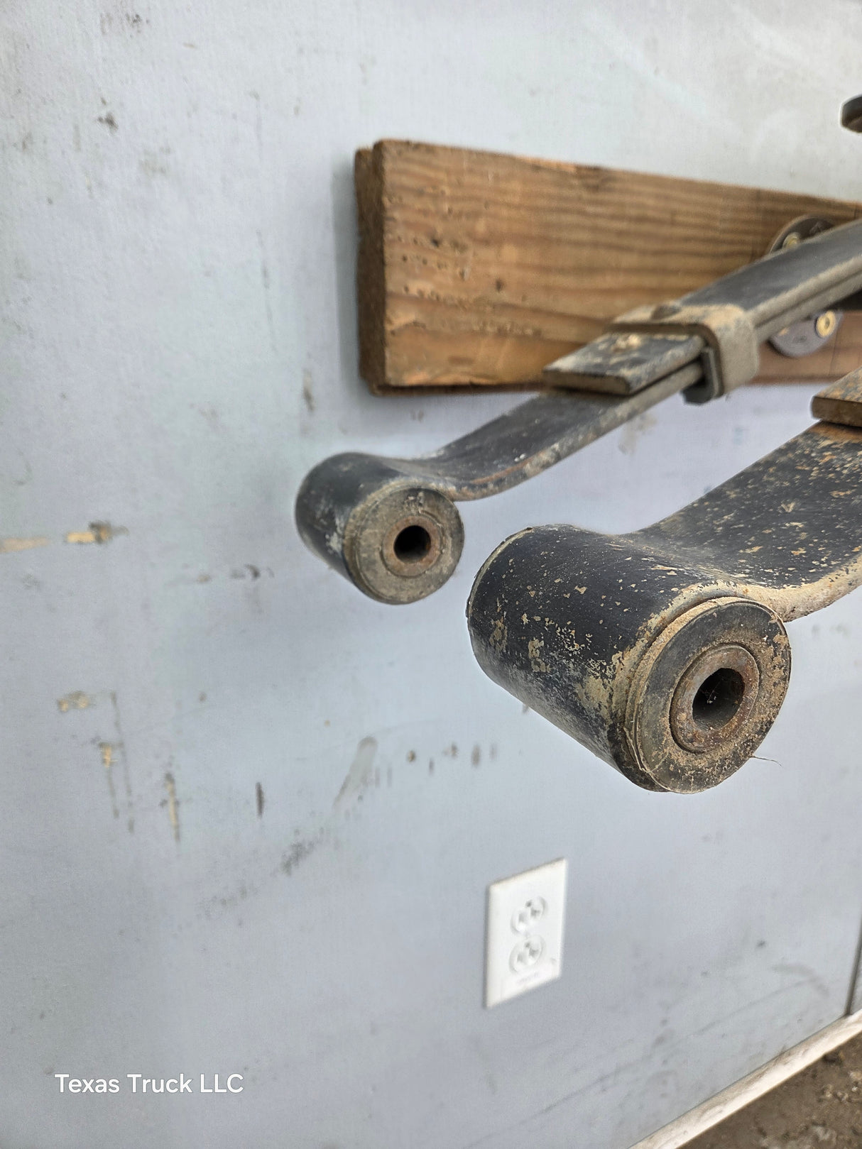 2009-2014 Ford F150 Rear Leaf Springs - Pair