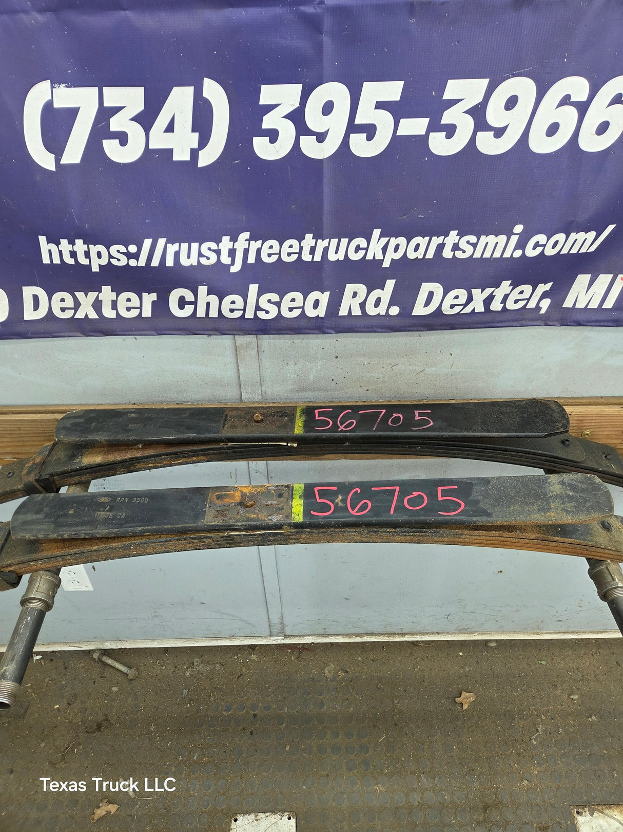 1999-2007 Ford F250 F350 Super Duty Rear Leaf Springs - Pair