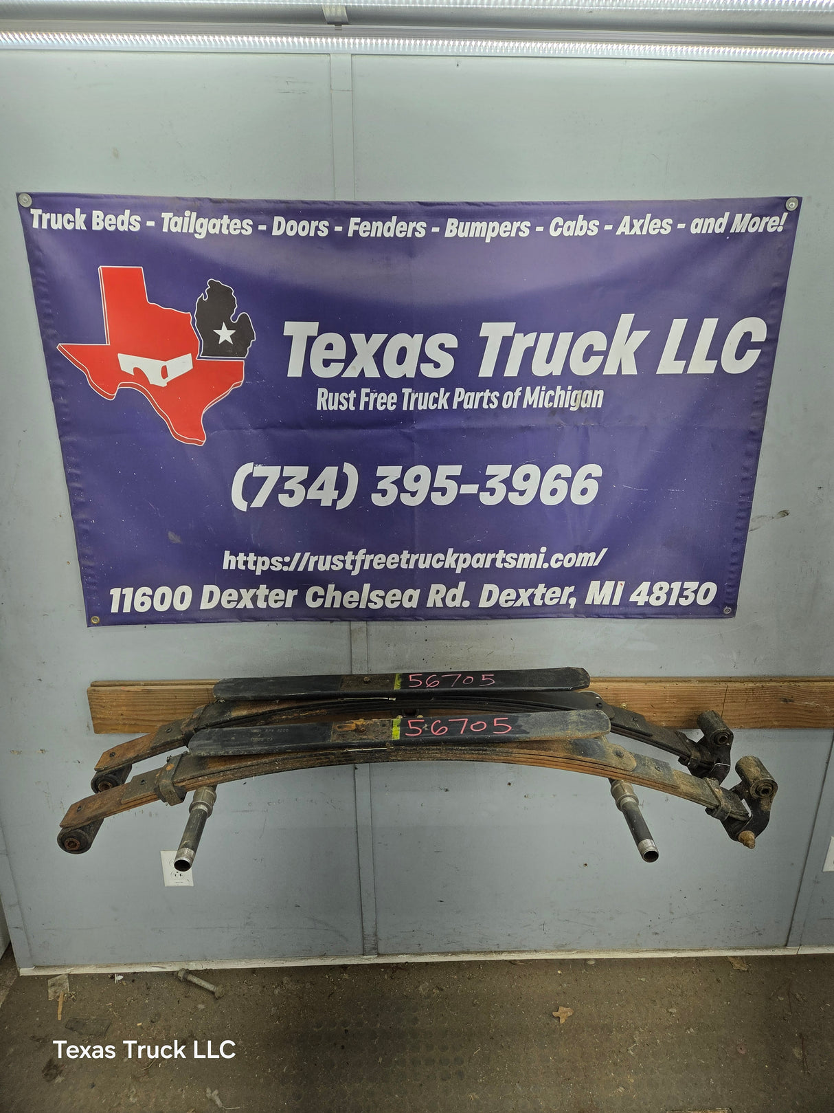 1999-2007 Ford F250 F350 Super Duty Rear Leaf Springs - Pair