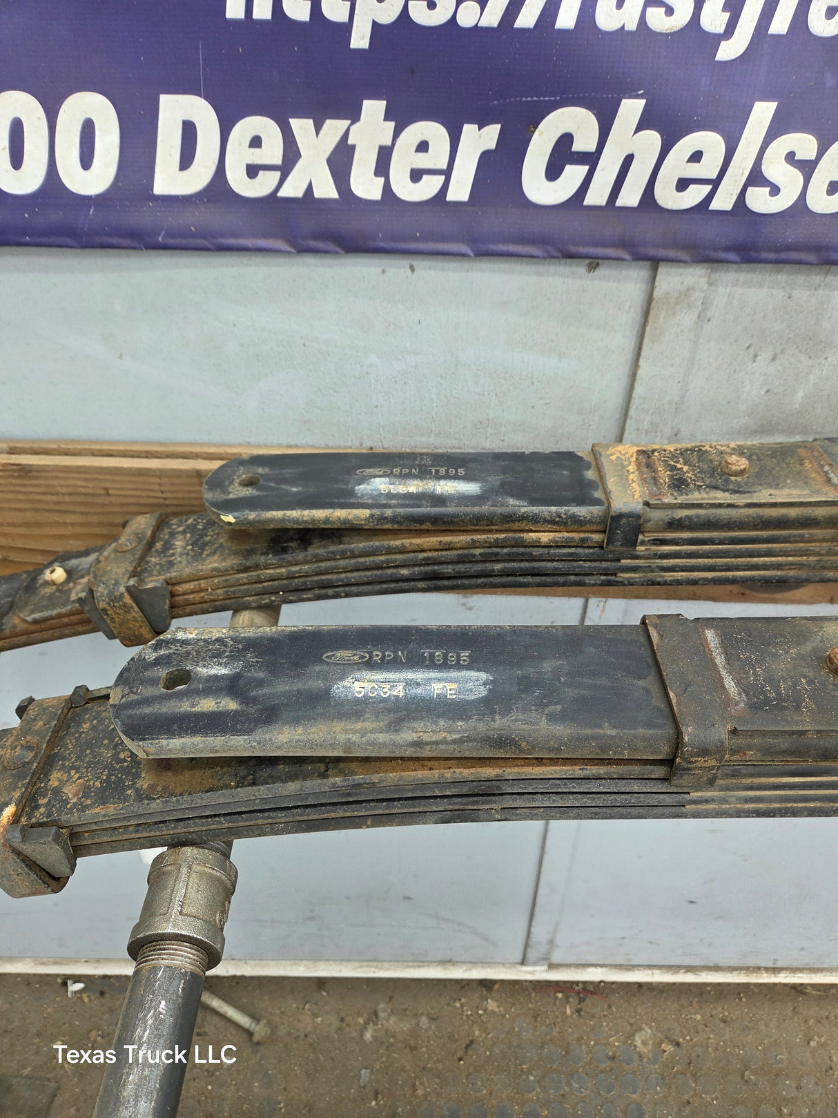 1999-2007 Ford F250 F350 Super Duty Rear Leaf Spring - Pair