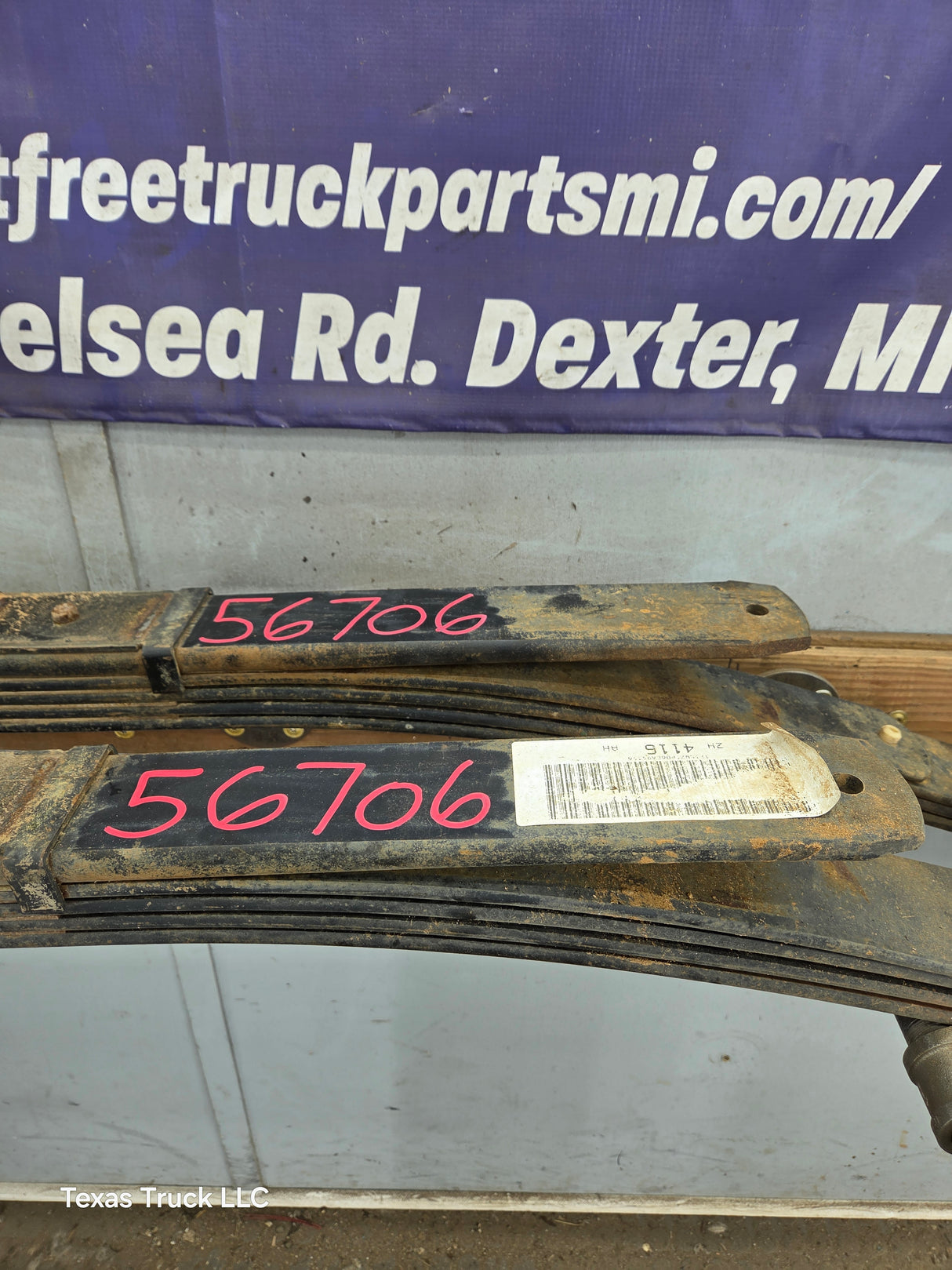 1999-2007 Ford F250 F350 Super Duty Rear Leaf Spring - Pair