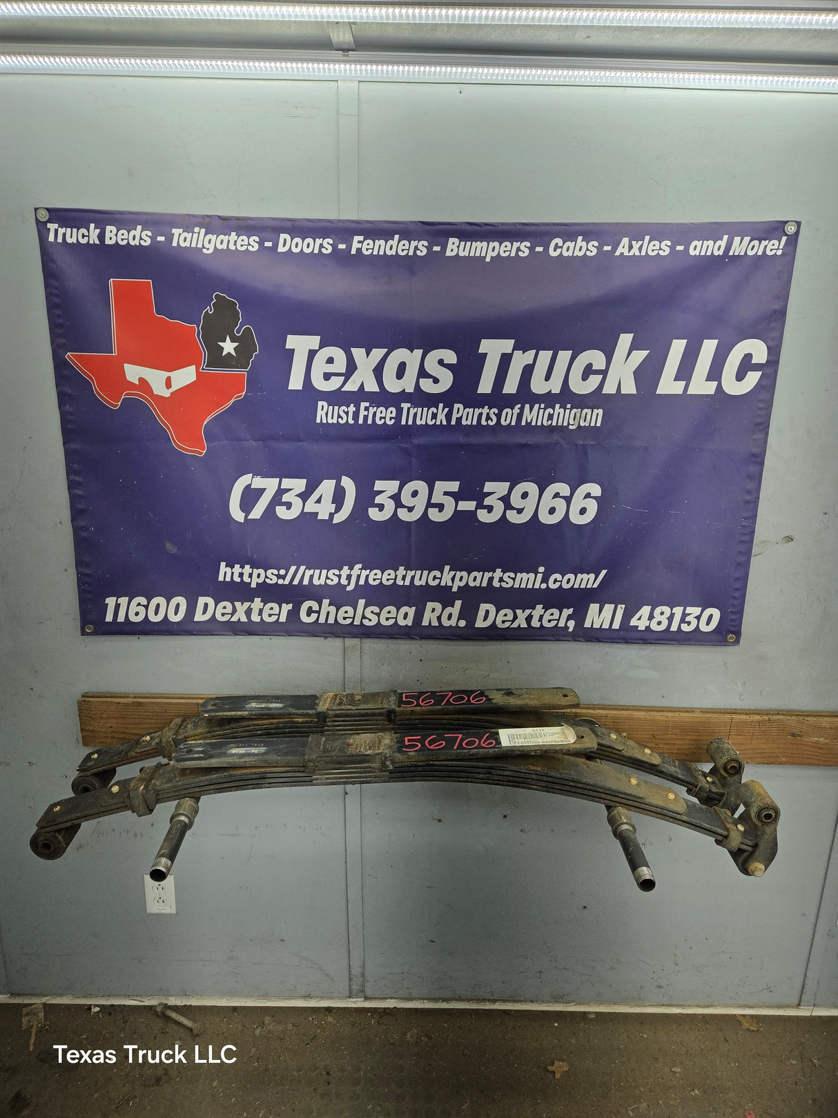 1999-2007 Ford F250 F350 Super Duty Rear Leaf Spring - Pair