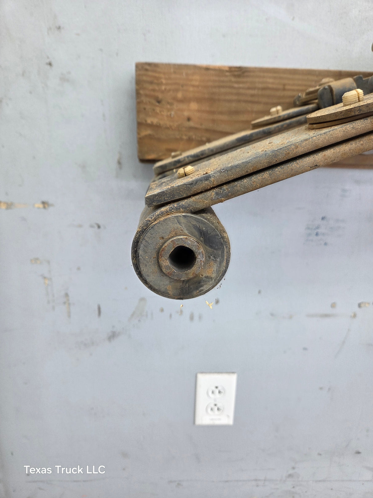 1999-2007 Ford F250 F350 Super Duty Rear Leaf Spring - Pair