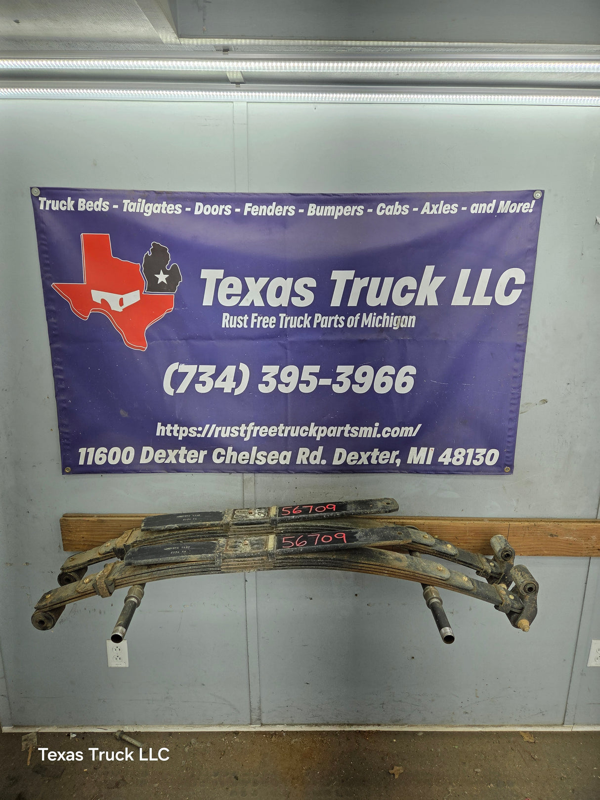 1999-2007 Ford F250 F350 Super Duty Rear Leaf Spring - Pair