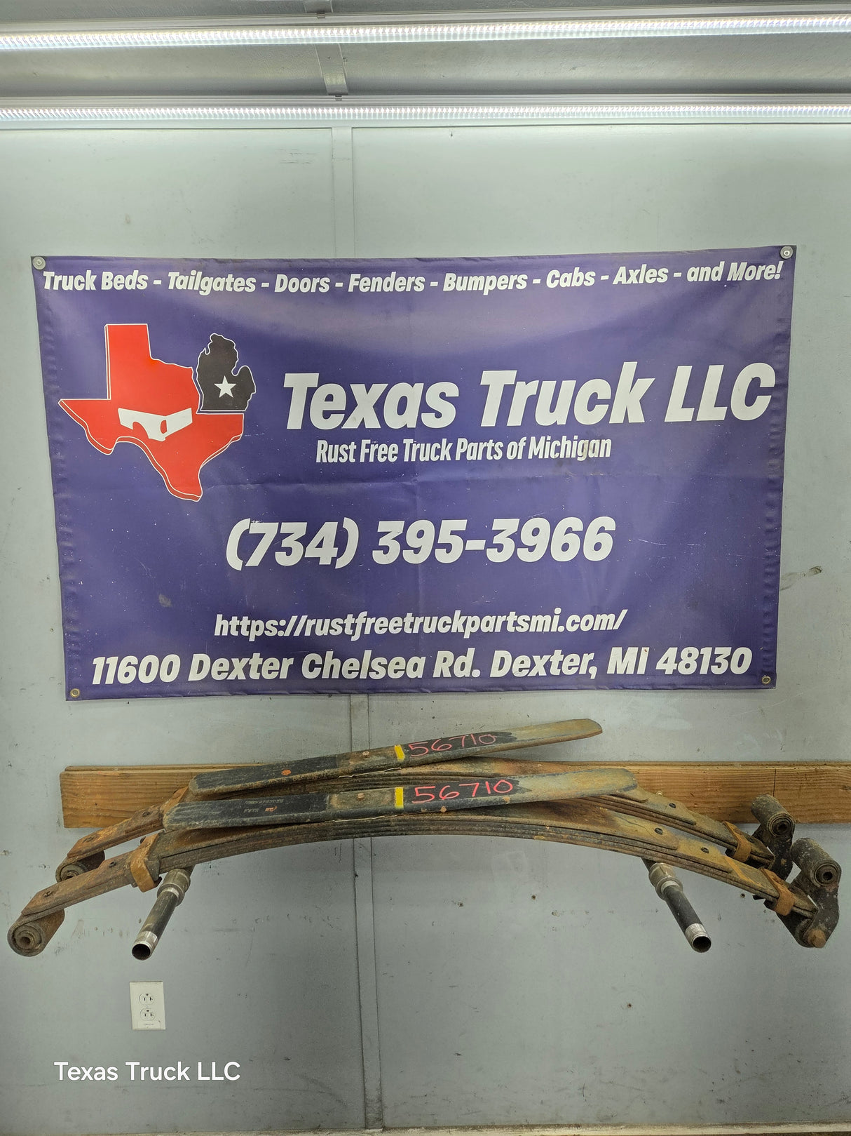 1999-2007 Ford F250 F350 Super Duty Rear Leaf Springs - Pair
