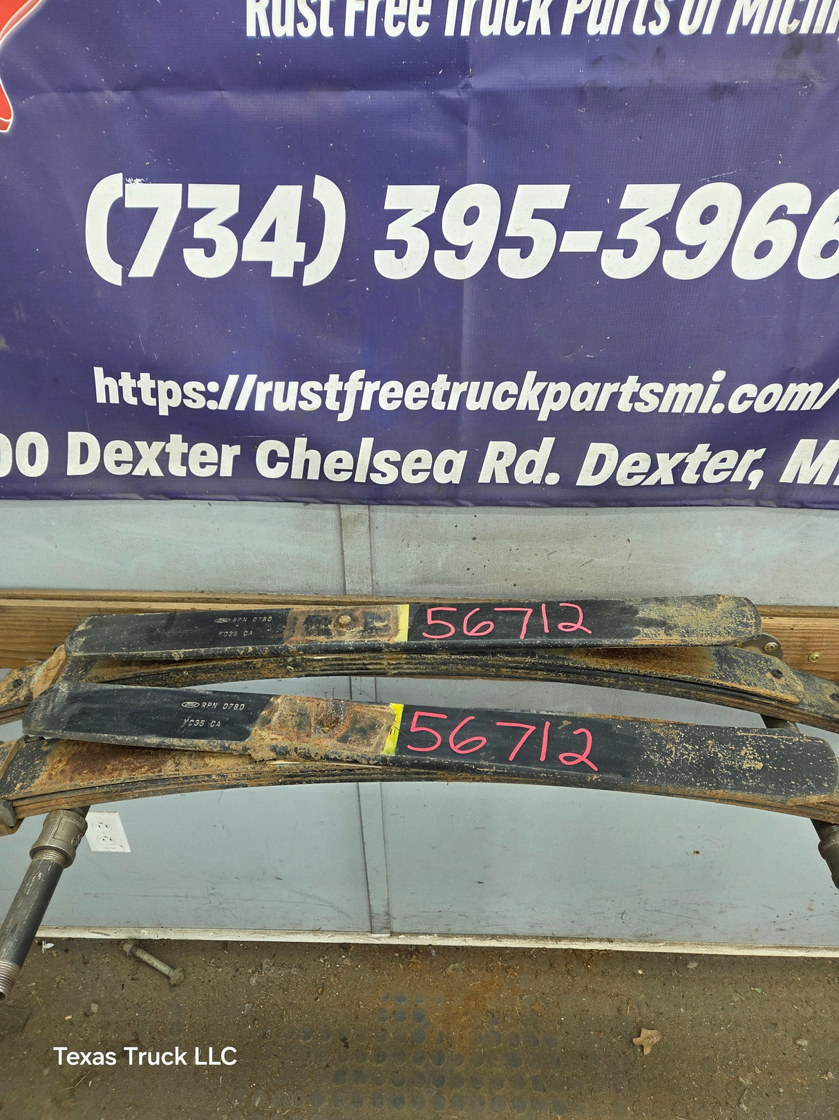 1999-2007 Ford F250 F350 Super Duty Rear Leaf Spring - Pair