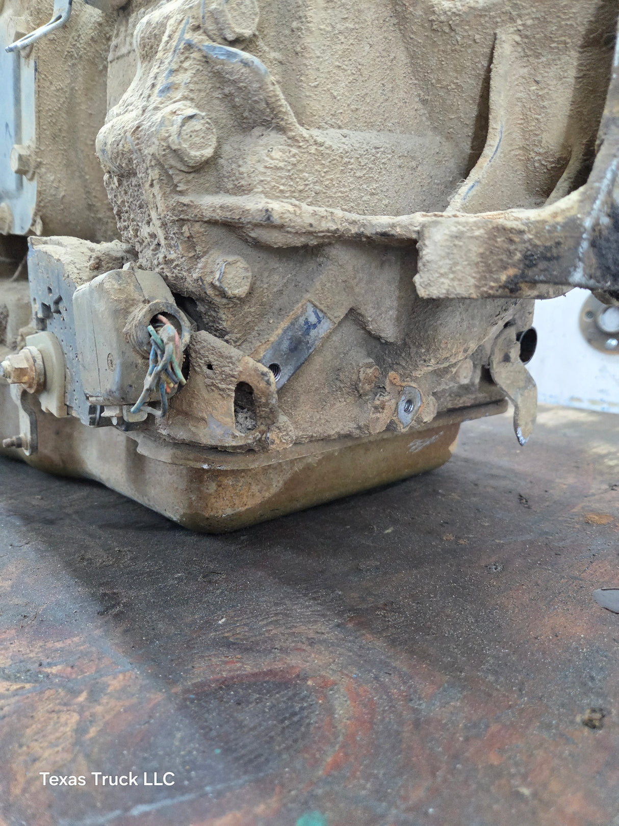 2004 Chevrolet GMC DURAMAX 6.6L Diesel ALLISON 1000 W/ PTO option AUTOMATIC TRANSMISSION 2500HD 3500HD CORE READ