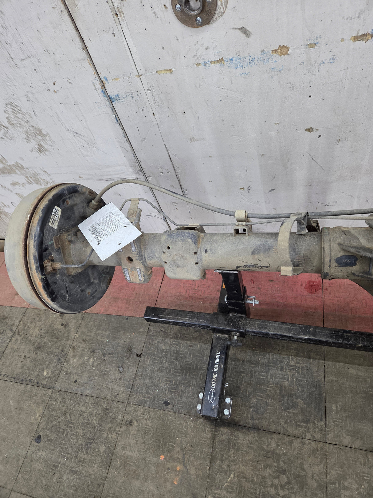 2009-2013 Chevrolet Silverado GMC Sierra 1500 Rear Axle GU5 3.23 Gear Ratio