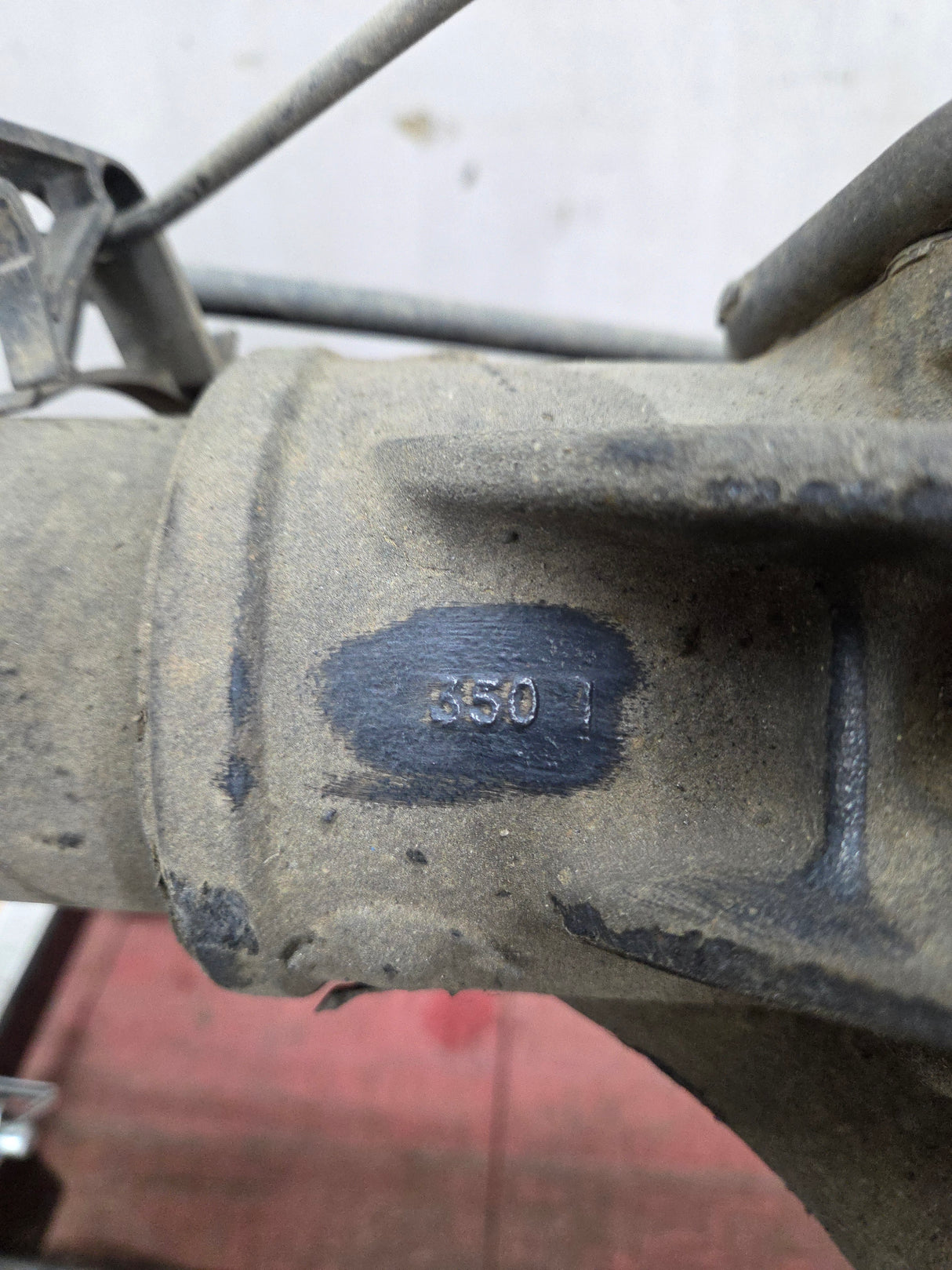 2009-2013 Chevrolet Silverado GMC Sierra 1500 Rear Axle GU5 3.23 Gear Ratio