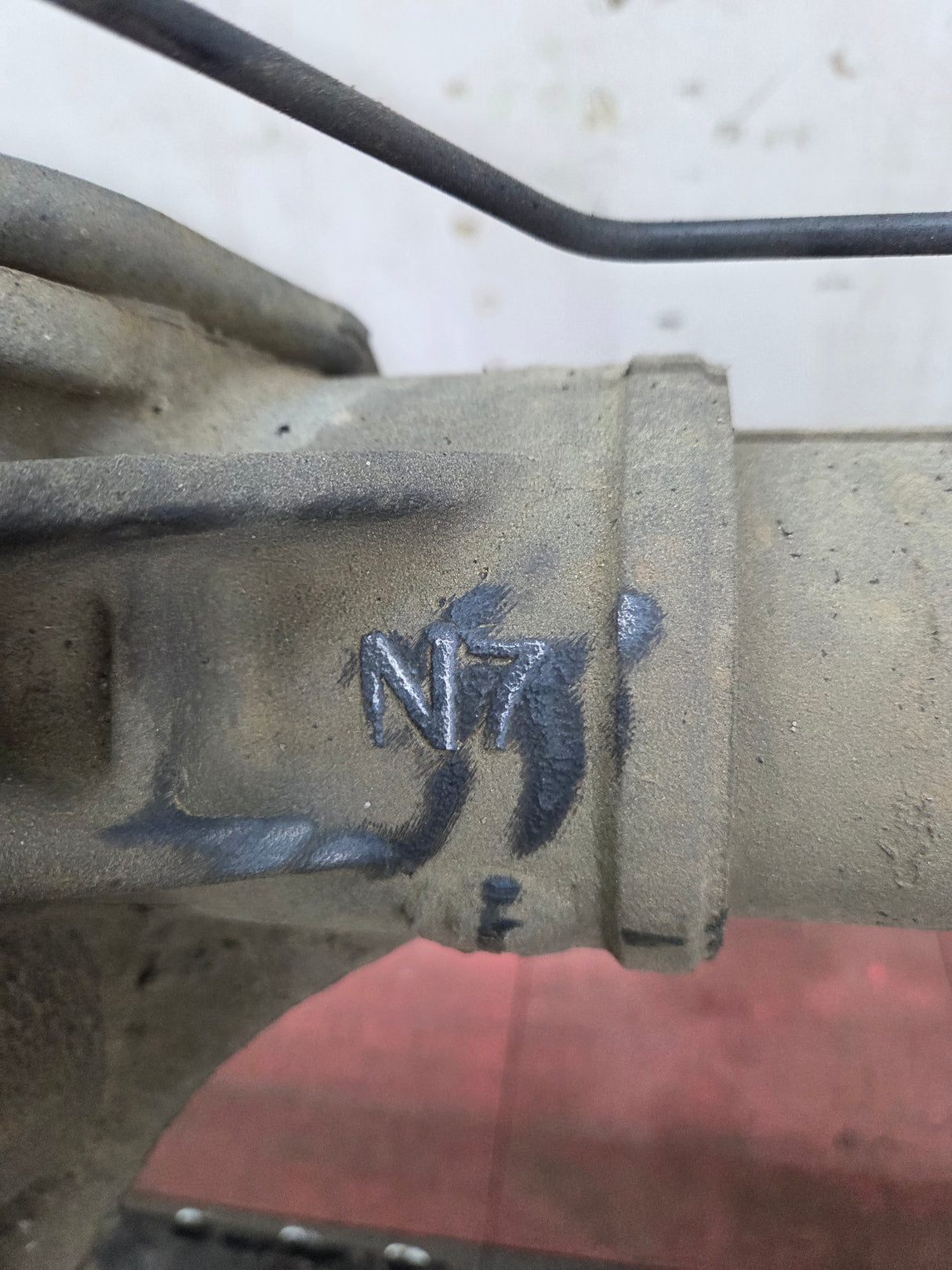 2009-2013 Chevrolet Silverado GMC Sierra 1500 Rear Axle GU5 3.23 Gear Ratio