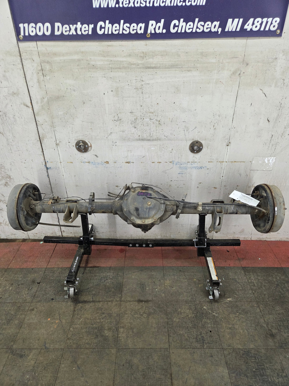 2009-2013 Chevrolet Silverado GMC Sierra 1500 Rear Axle GU5 3.23 Gear Ratio