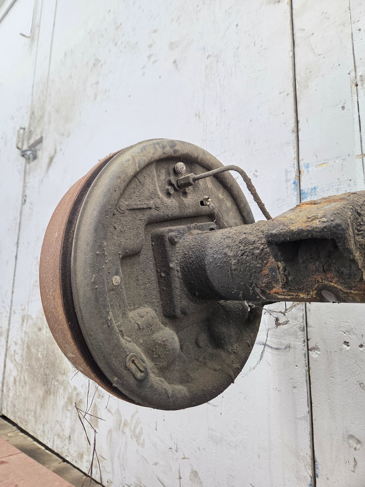 2009-2013 Chevrolet Silverado GMC Sierra 1500 Rear Axle GU5 3.23 Gear Ratio