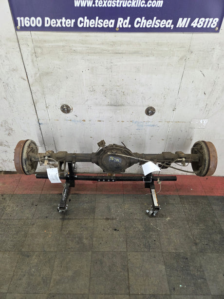 2009-2013 Chevrolet Silverado GMC Sierra 1500 Rear Axle GU5 3.23 Gear Ratio