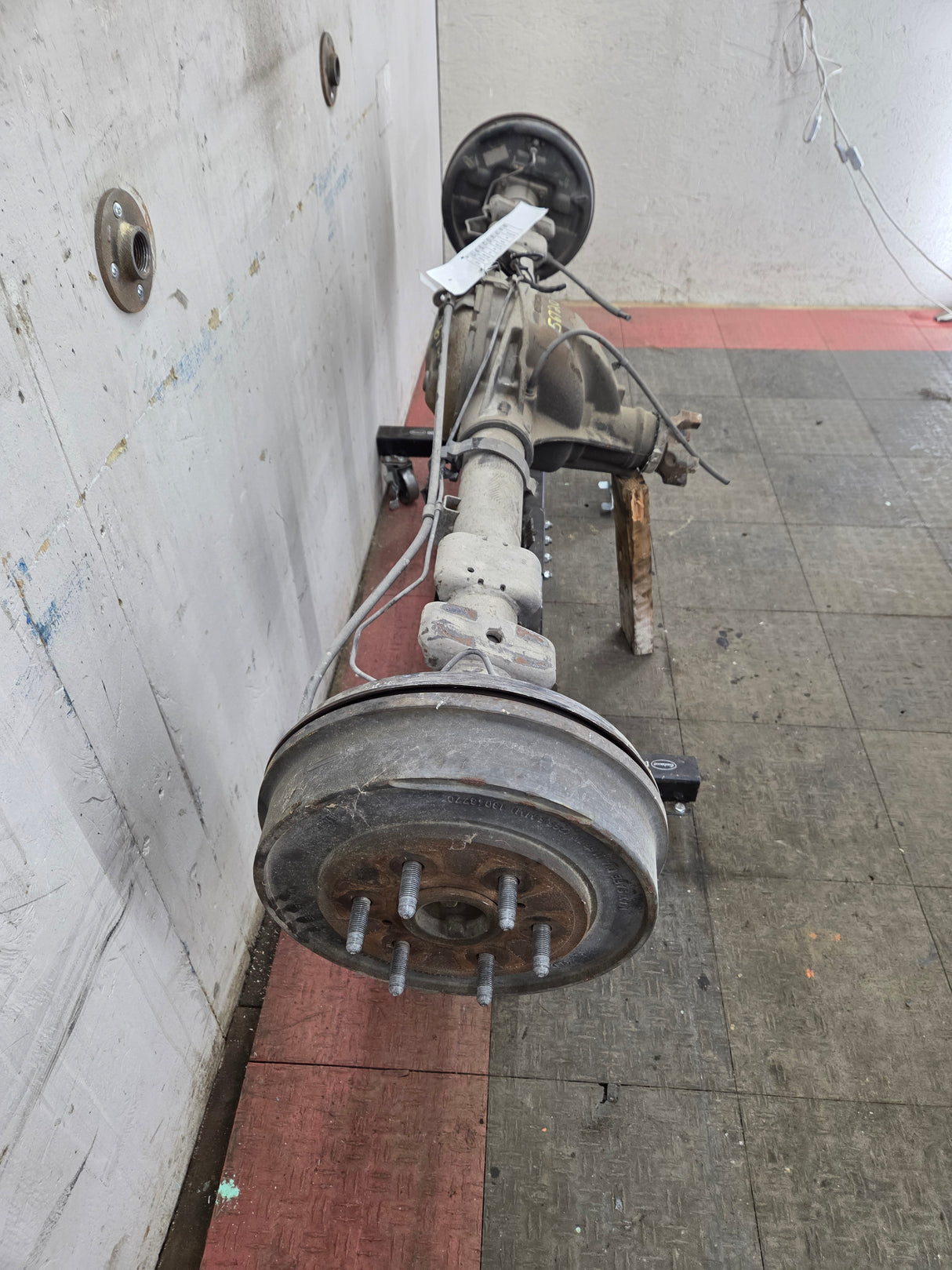 2007-2008 Chevrolet Silverado GMC Sierra 1500 Rear Axle 3.23 Gear Ratio GU5