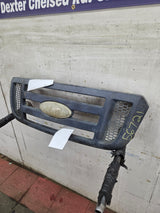 2004-2005 Ford Ranger Grill Surround