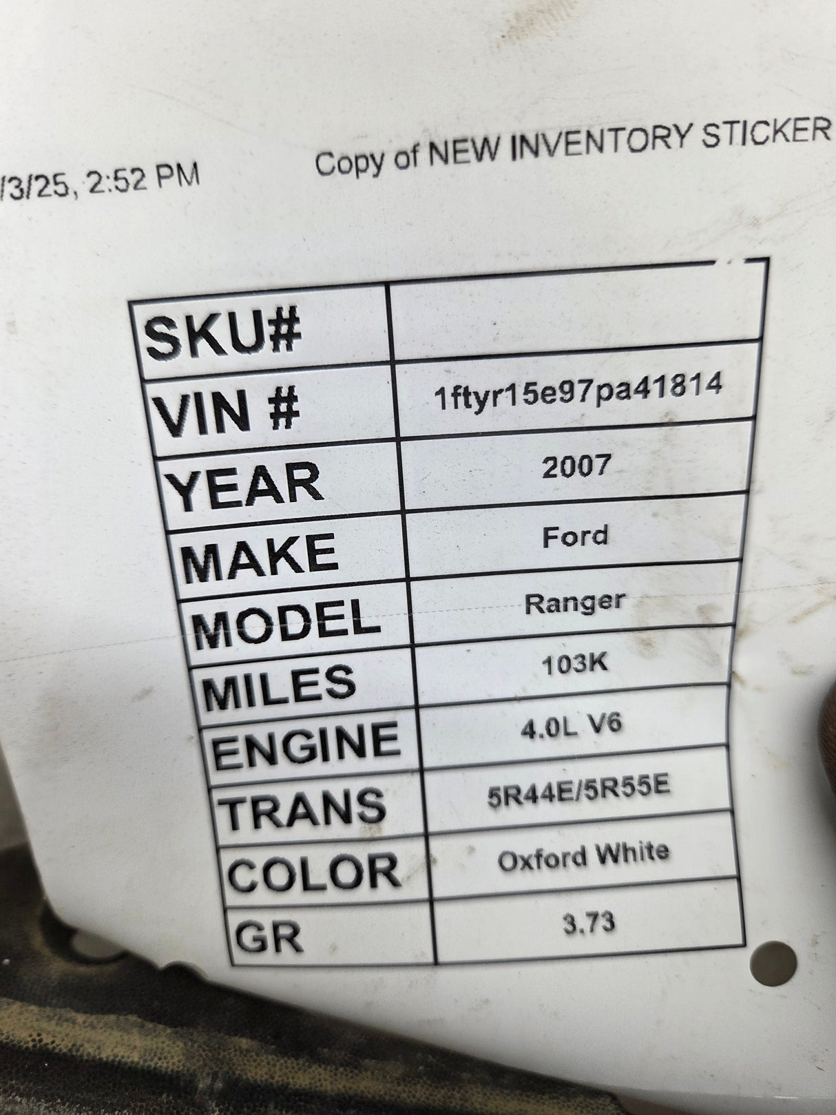 2004-2005 Ford Ranger Grill Surround