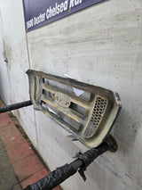 2004-2005 Ford Ranger Grill Surround