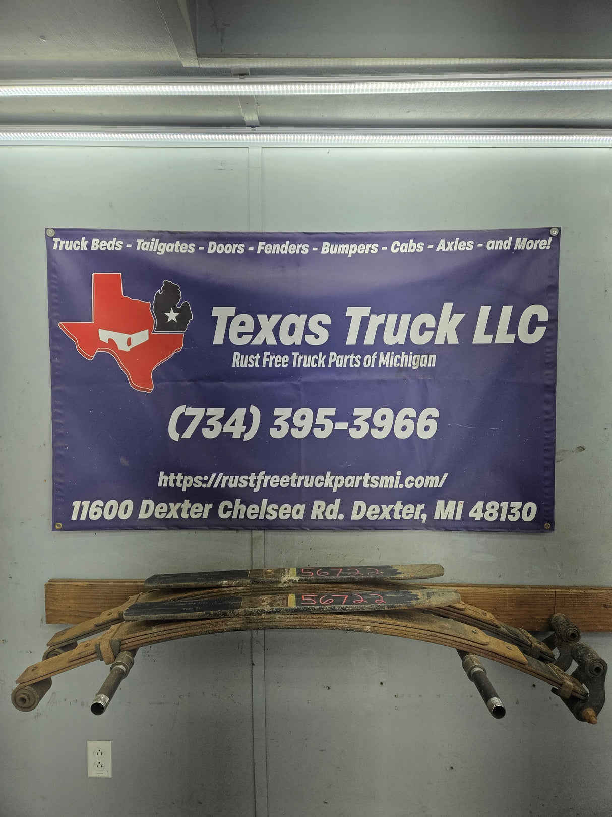 1999-2007 Ford F250 F350 Super Duty Rear Leaf Spring - Pair
