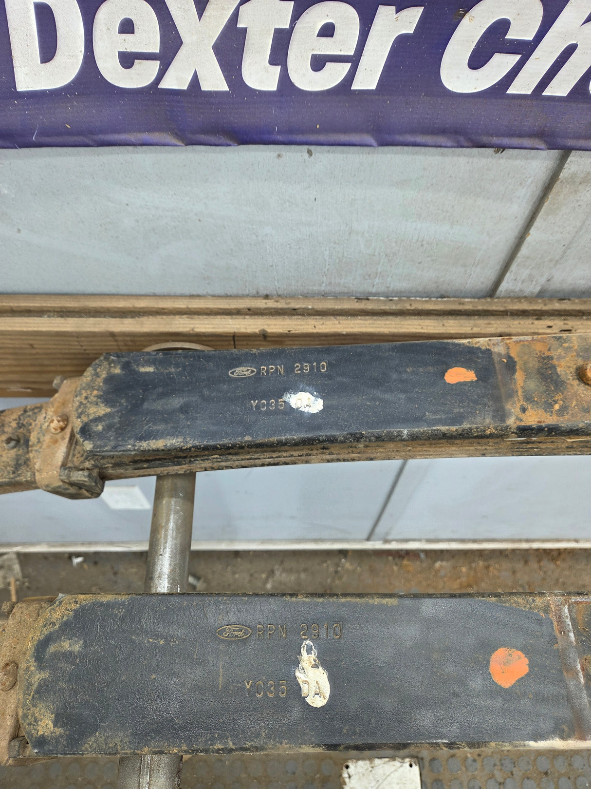 1999-2007 Ford F250 F350 Super Duty Rear Leaf Spring - Pair