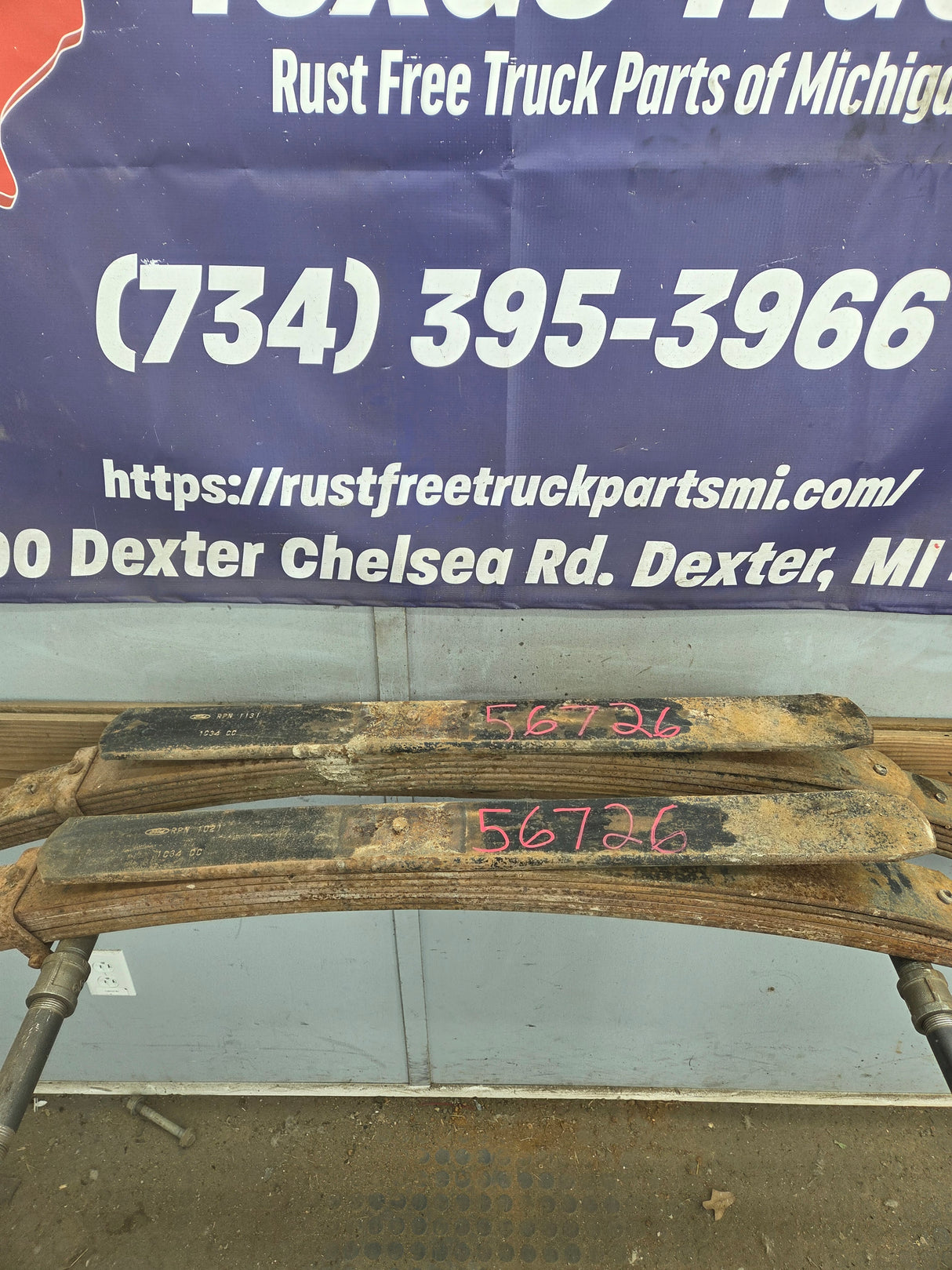 1999-2007 Ford F250 F350 Super Duty Rear Leaf Spring - Pair