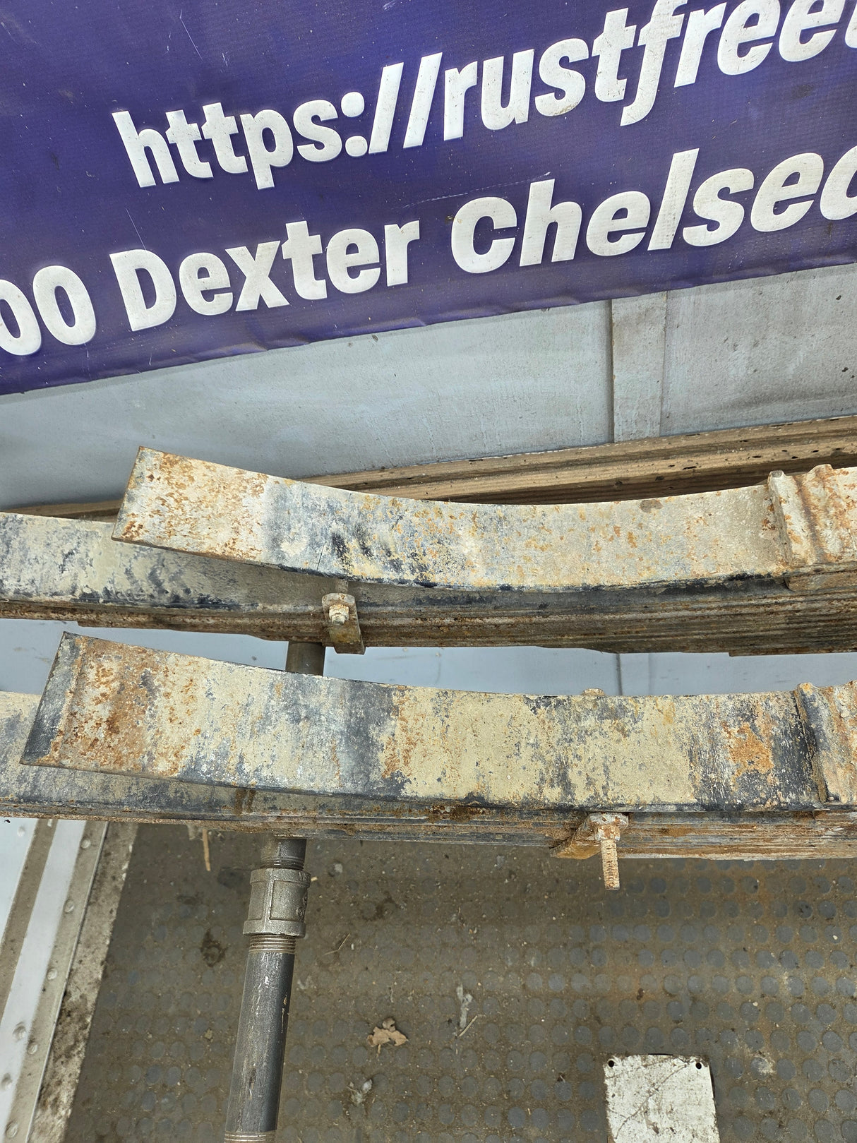 2005-2016 Ford F450 F550 Cab & Chassis Super Duty Rear Leaf Springs - Pair