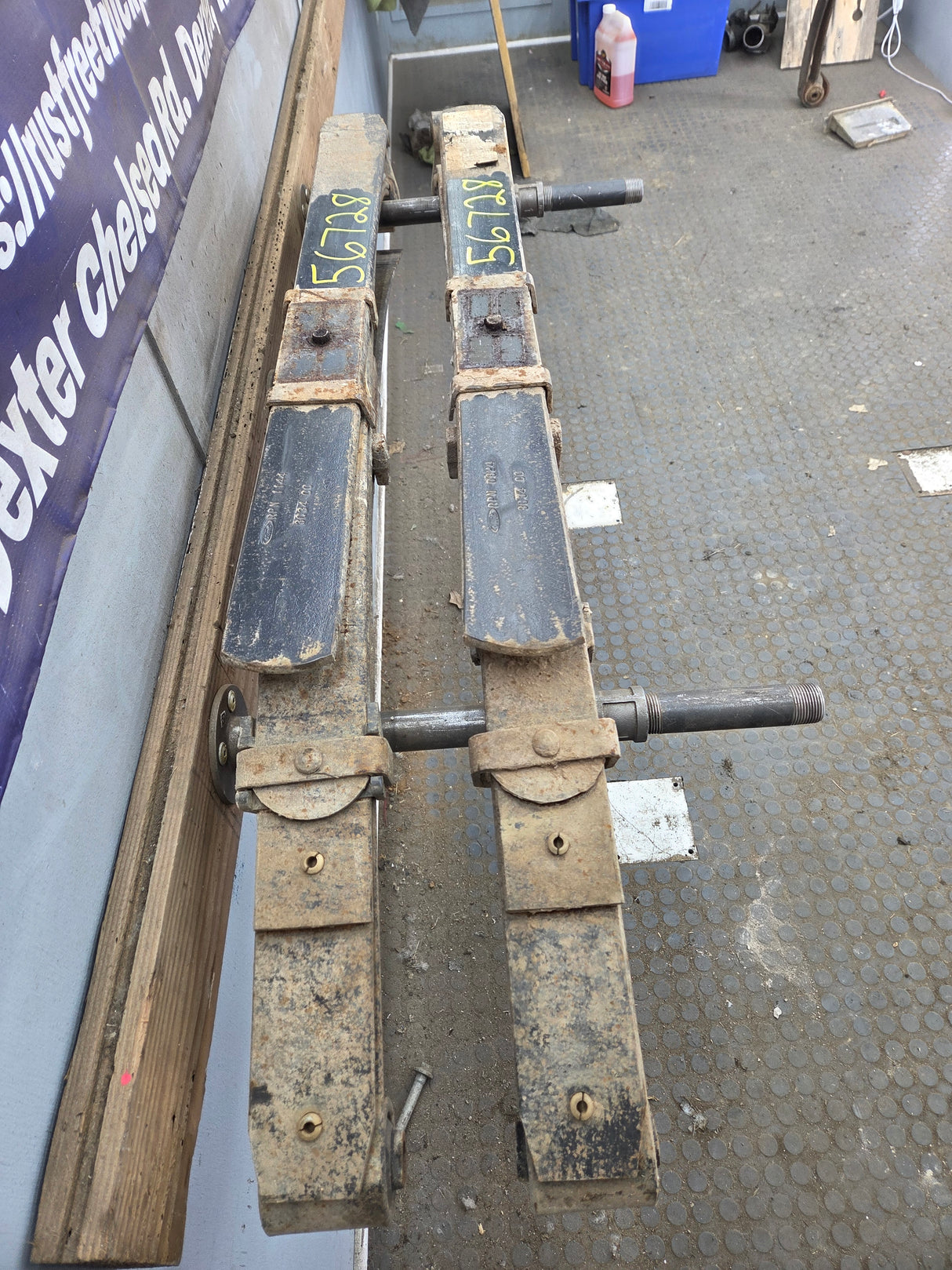 2008-2010 Ford F250 F350 Super Duty Rear Leaf Spring - Pair