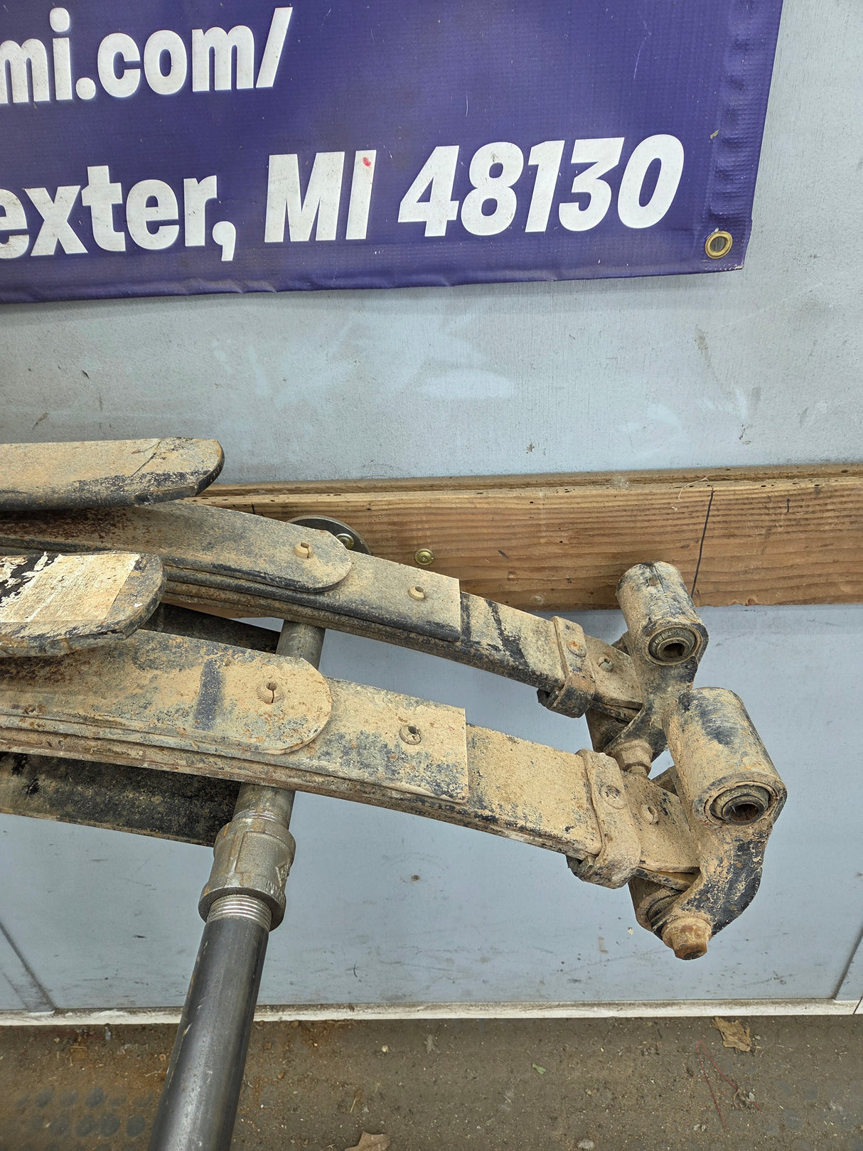 2008-2010 Ford F250 F350 Super Duty Rear Leaf Spring - Pair