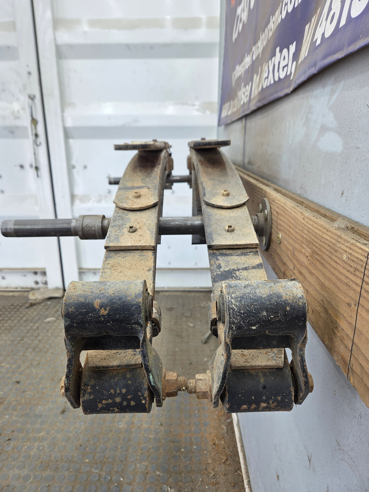 2008-2010 Ford F250 F350 Super Duty Rear Leaf Spring - Pair