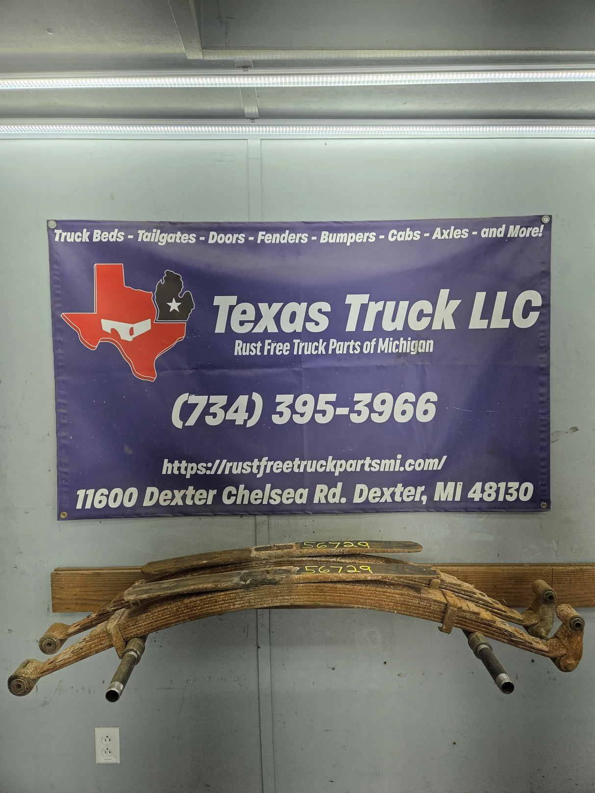 1980-1988 Chevrolet GMC C20 C30 K20 K30 Rear Leaf Springs 8 Leaf pack 14015741