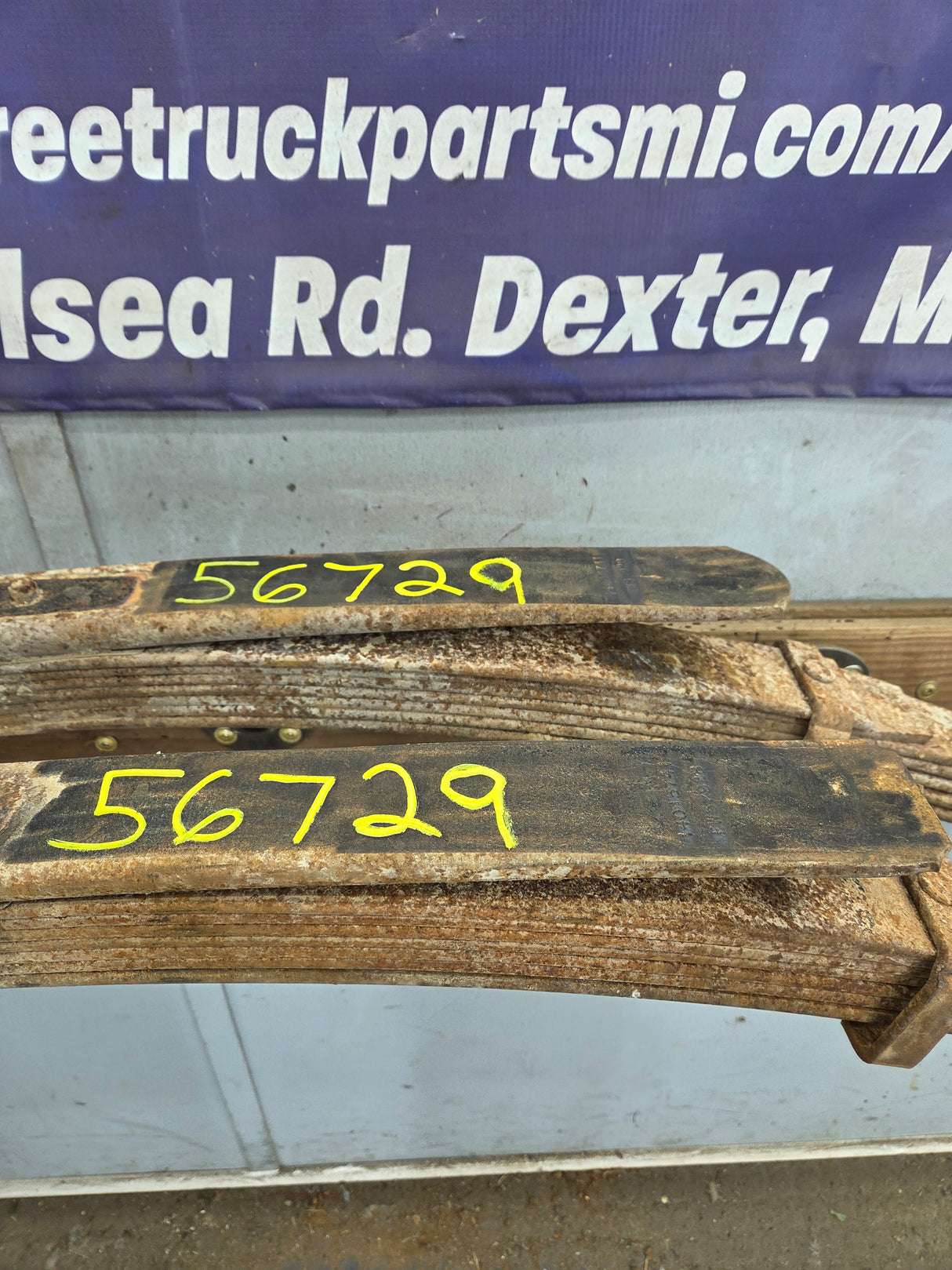 1980-1988 Chevrolet GMC C20 C30 K20 K30 Rear Leaf Springs 8 Leaf pack 14015741