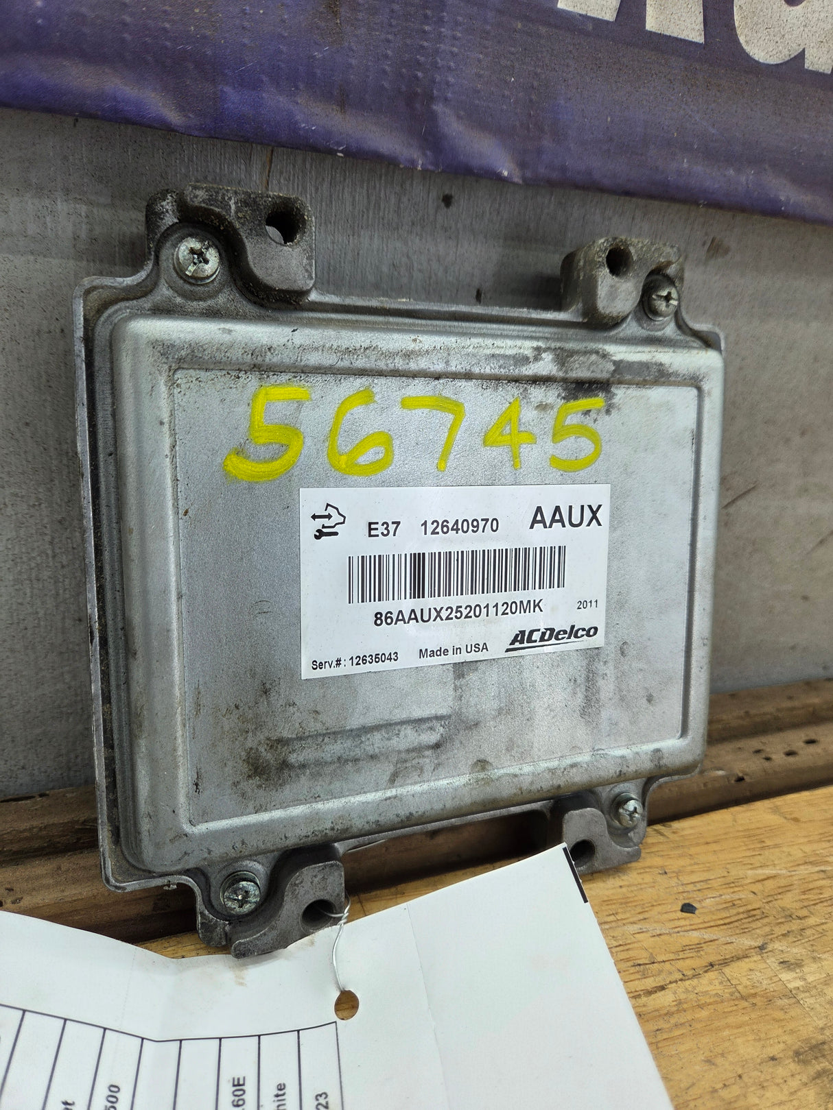 2010-2013 Chevrolet Silverado 1500 4.3L PCM AAUX / 12640970