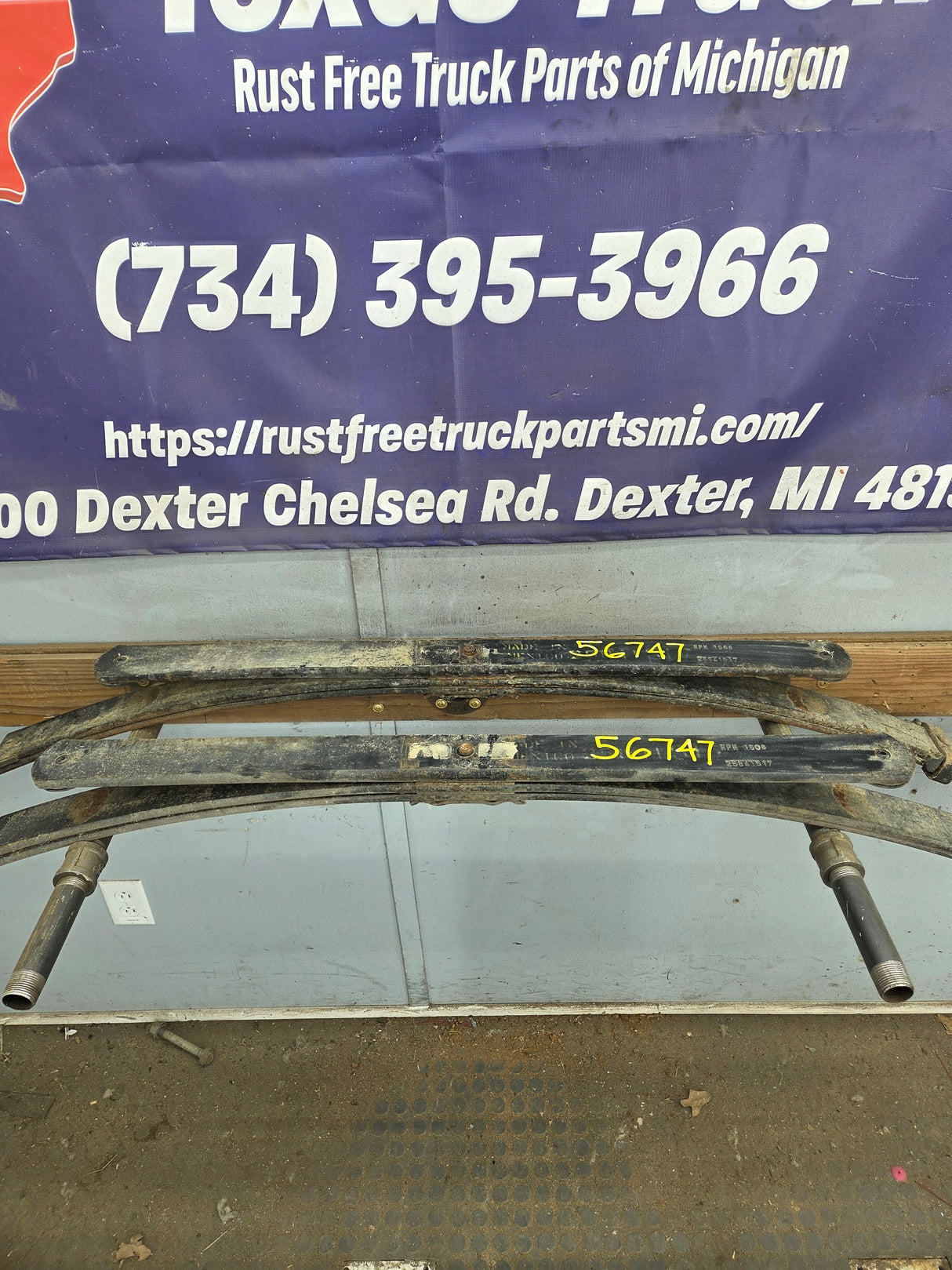 2007-2013 Chevrolet Silverado / GMC Sierra 1500 Rear Leaf Spring - Pair