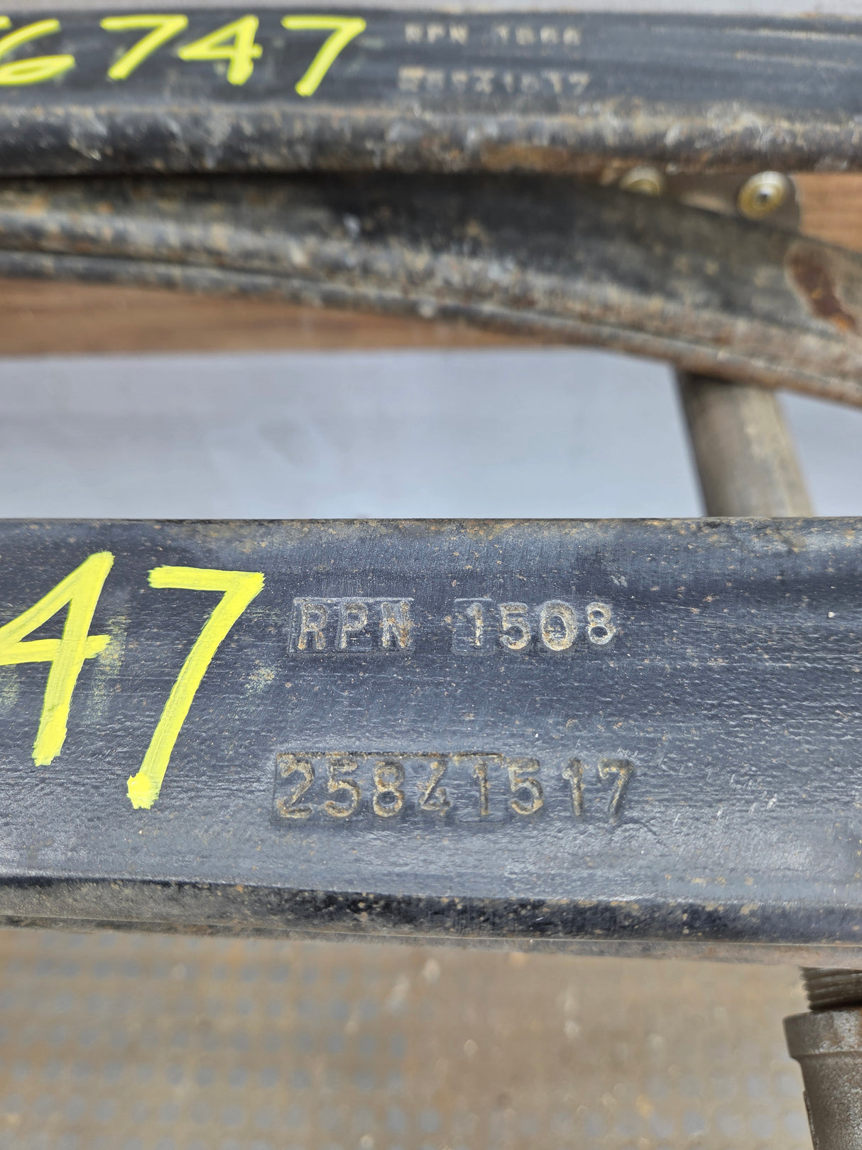 2007-2013 Chevrolet Silverado / GMC Sierra 1500 Rear Leaf Spring - Pair
