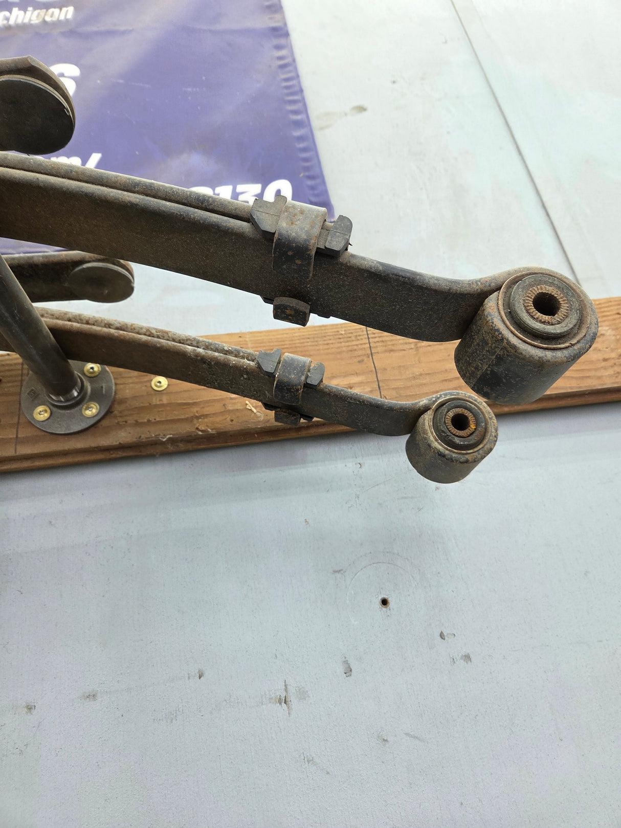 2007-2013 Chevrolet Silverado / GMC Sierra 1500 Rear Leaf Spring - Pair
