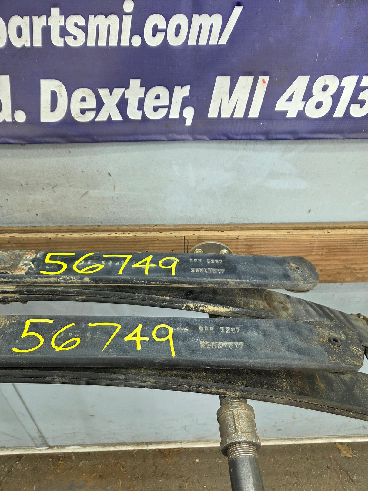 2007-2013 Chevrolet Silverado / GMC Sierra 1500 Rear Leaf Spring - Pair 25841517 RPN 3267