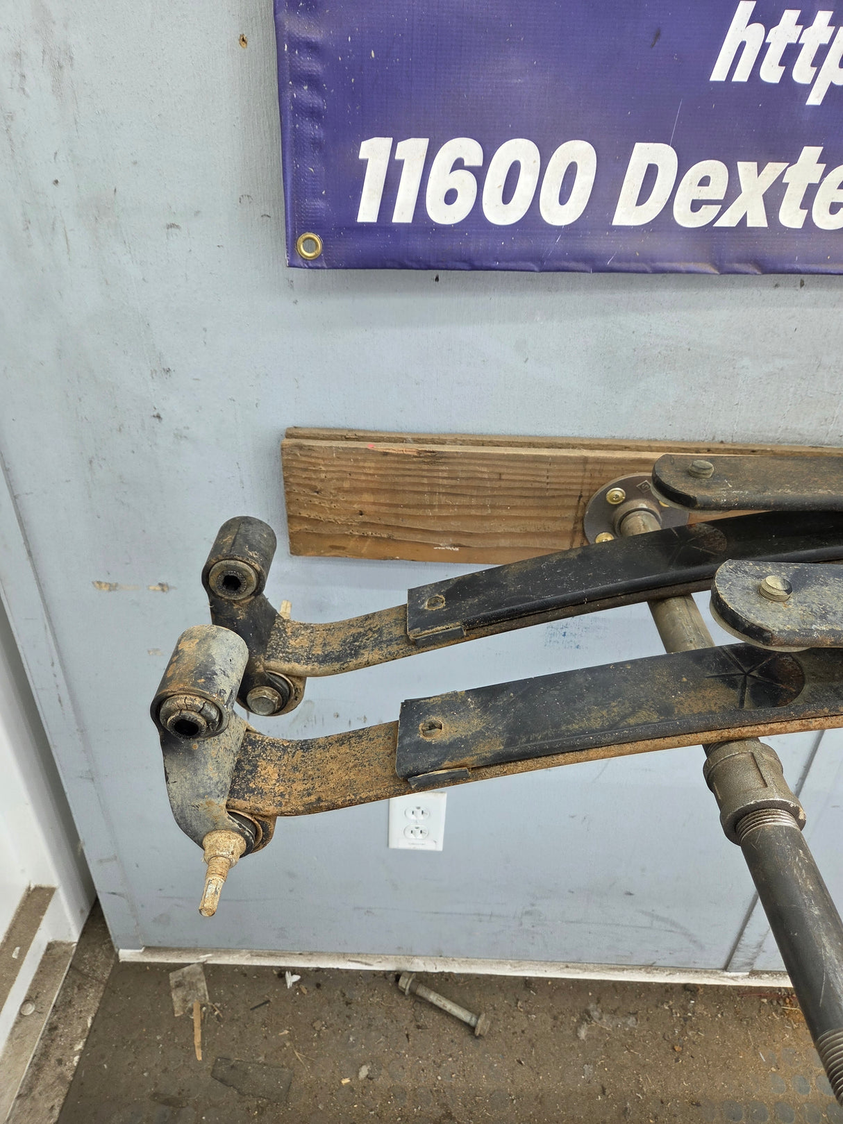 2007-2013 Chevrolet Silverado / GMC Sierra 1500 Rear Leaf Spring - Pair 20901044 RPN 3400