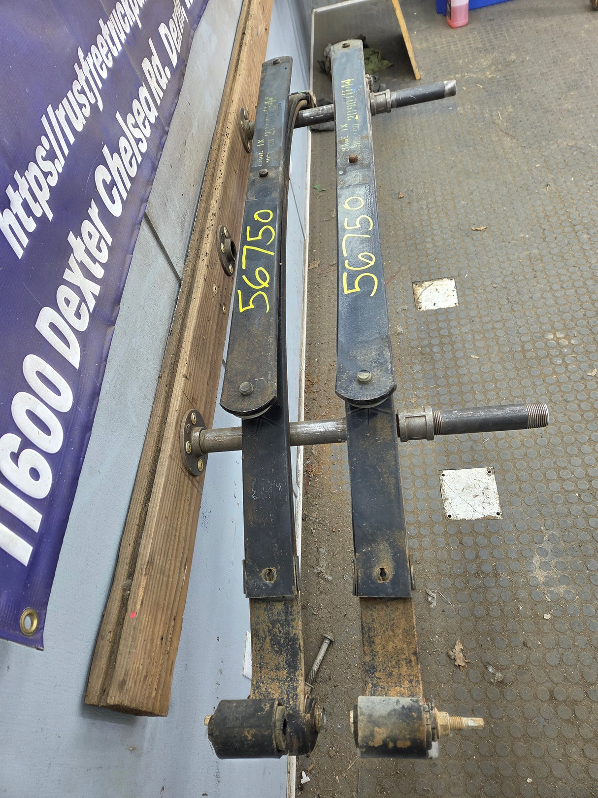 2007-2013 Chevrolet Silverado / GMC Sierra 1500 Rear Leaf Spring - Pair 20901044 RPN 3400