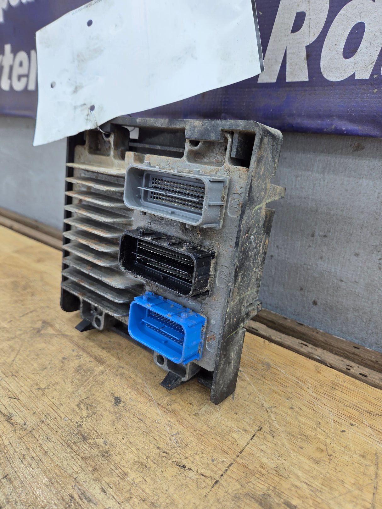 2010-2013 Chevrolet Silverado 2500 6.0L PCM AA7G / 12649297