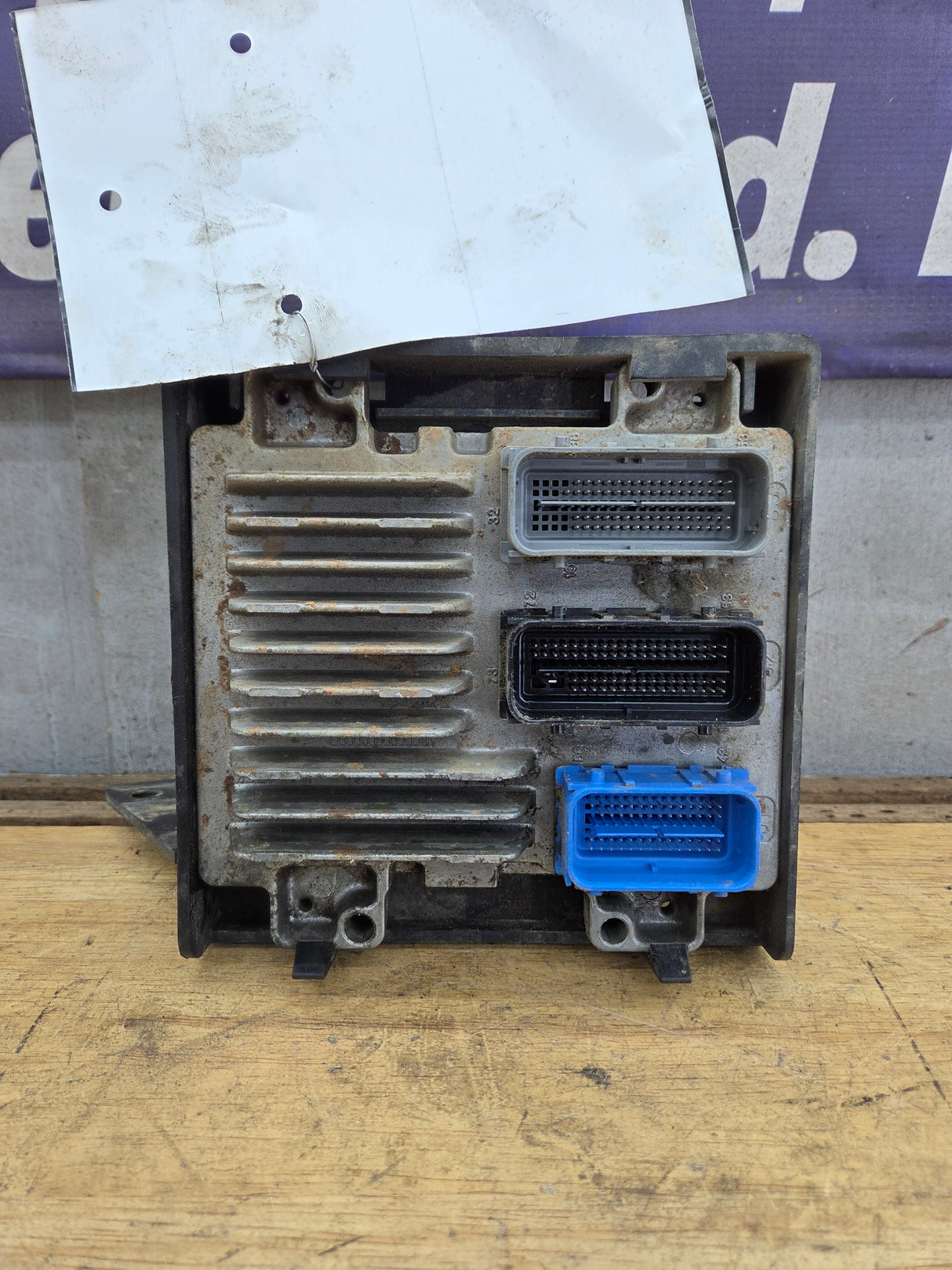 2010-2013 Chevrolet Silverado 2500 6.0L PCM AA7G / 12649297