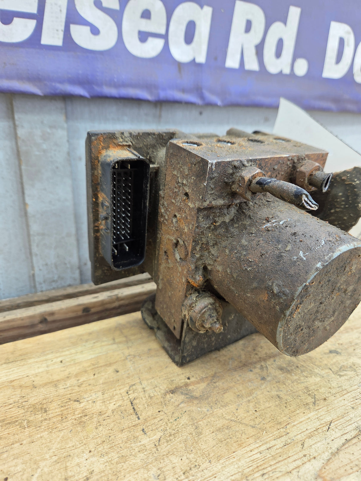 2009-2013 Chevrolet Silverado GMC ABS Pump Module Control Assembly 1500