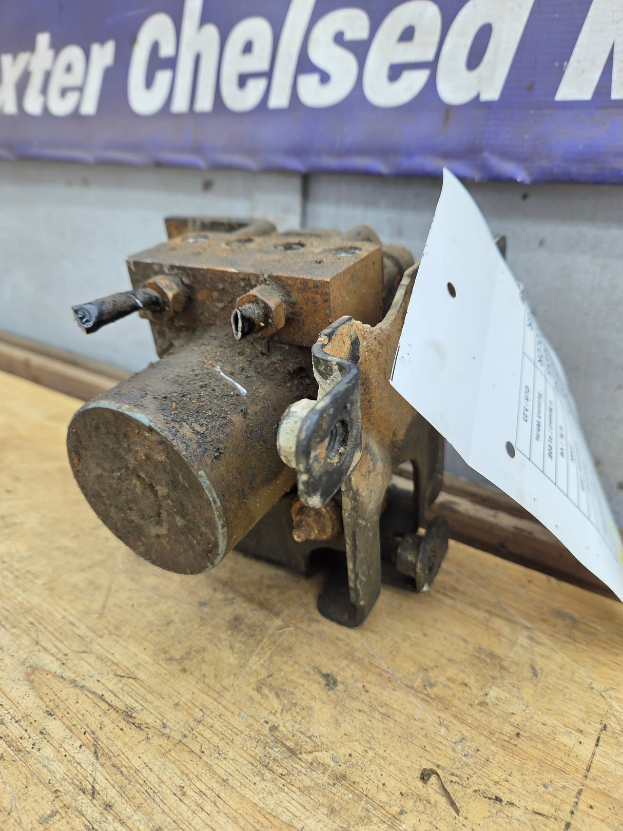 2009-2013 Chevrolet Silverado GMC ABS Pump Module Control Assembly 1500