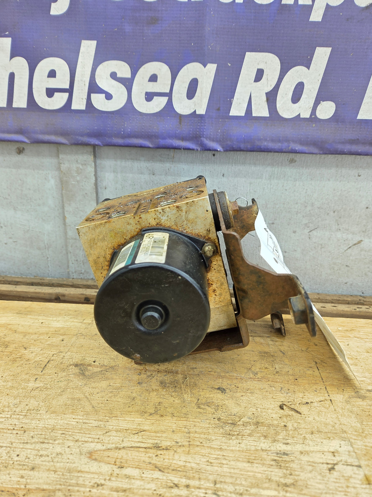 2012-2014 Chevrolet Silverado GMC 2500 3500 ABS Pump Module 4 Wheel ABS 22761034