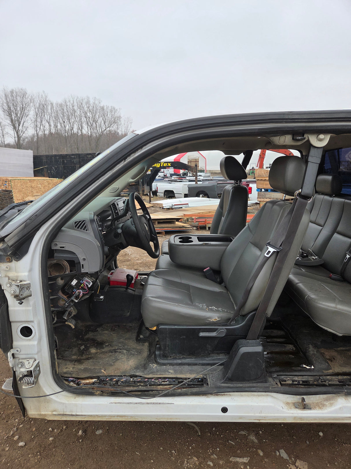 2007-2013 Chevrolet Silverado / GMC Sierra 1500 2500 3500 HD Extended Cab