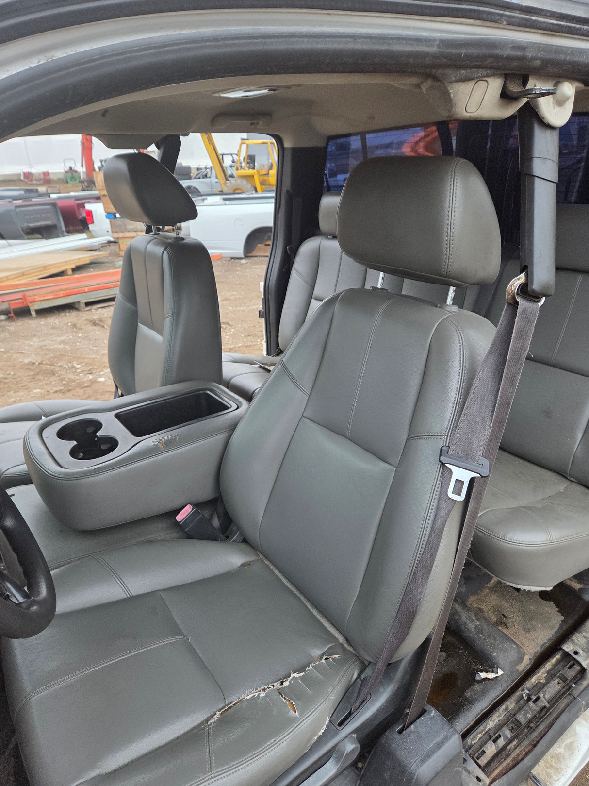 2007-2013 Chevrolet Silverado / GMC Sierra 1500 2500 3500 HD Extended Cab