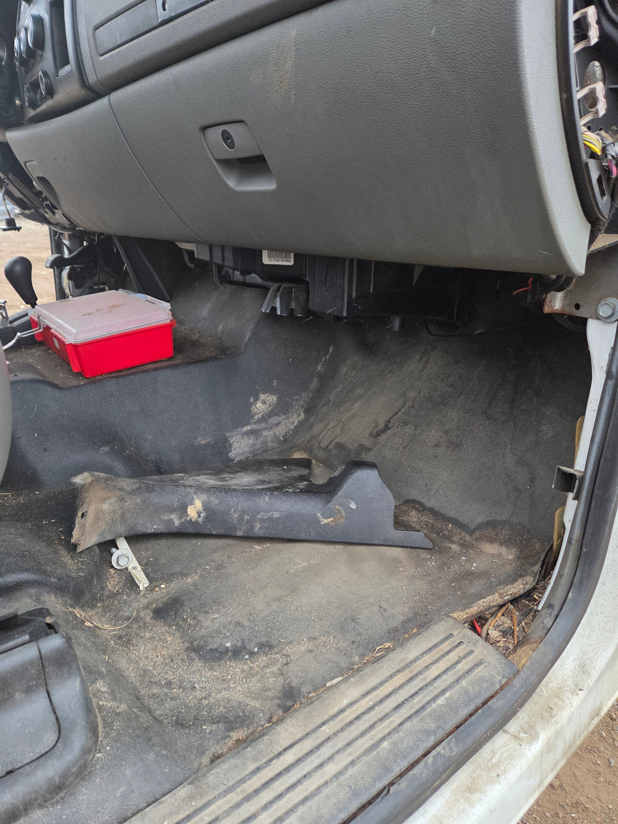 2007-2013 Chevrolet Silverado / GMC Sierra 1500 2500 3500 HD Extended Cab