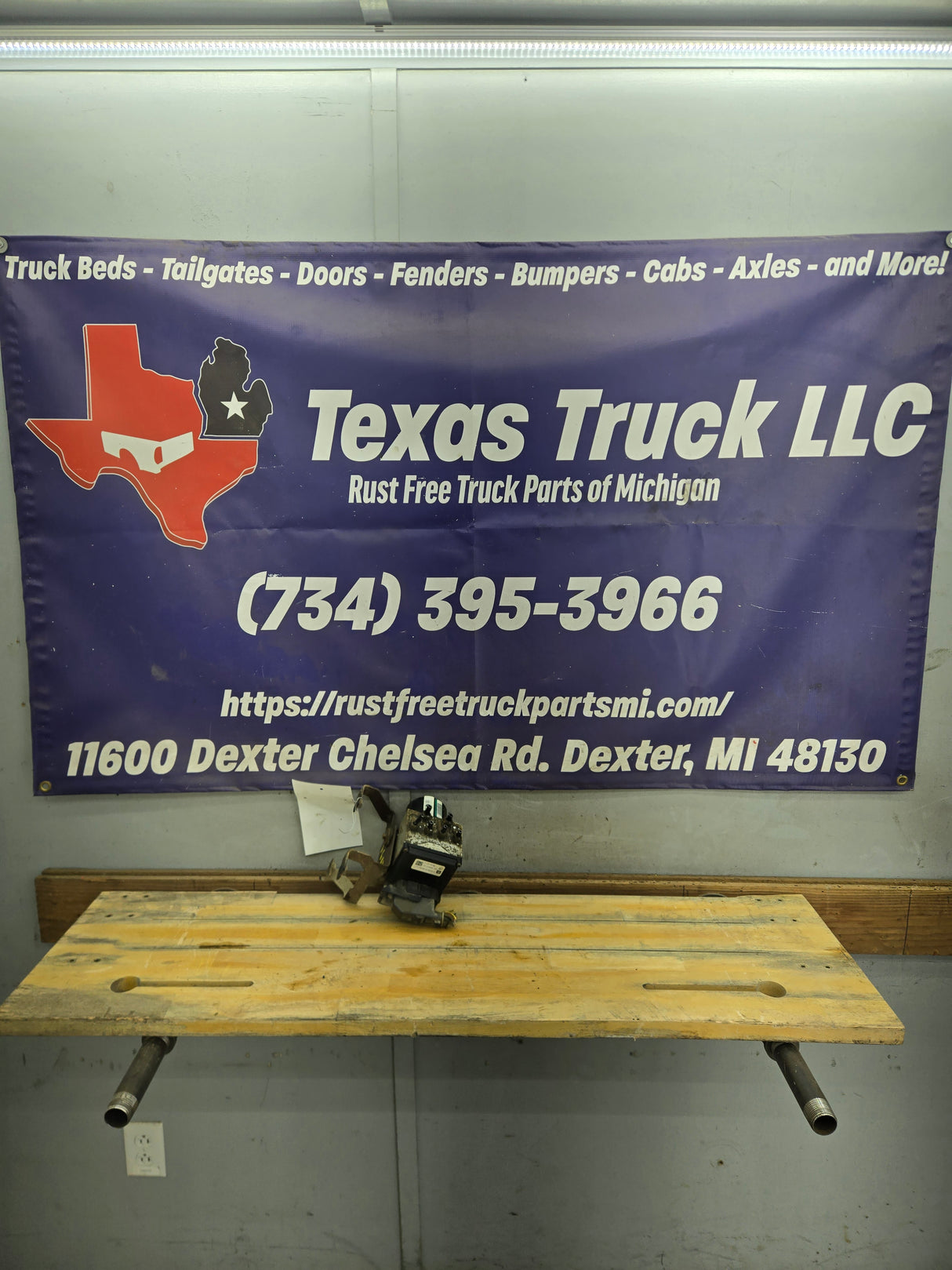 2006-2007 Chevrolet GMC 2500 3500 ABS Pump Module Control Assembly